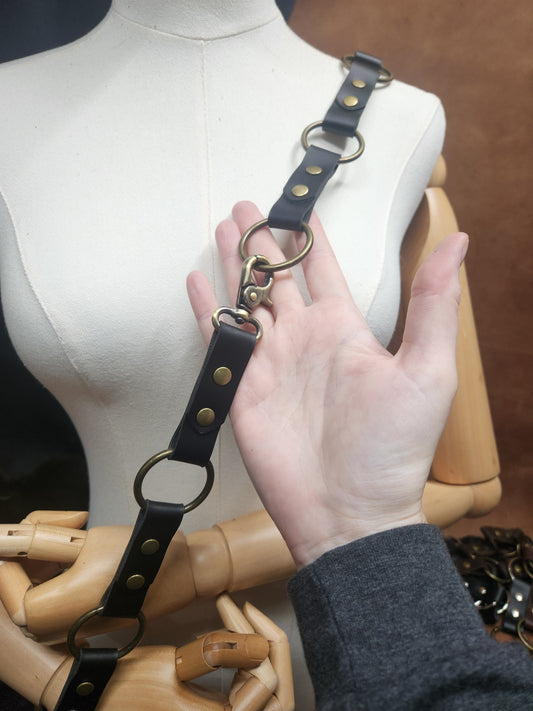 Petite Leather Multi-Ring Belt