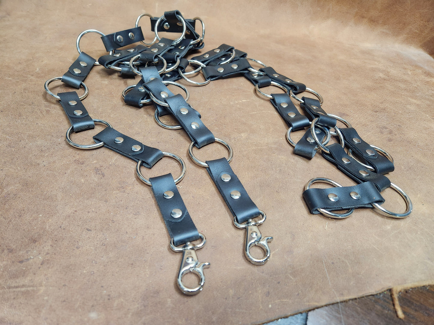 Petite Leather Multi-Ring Belt