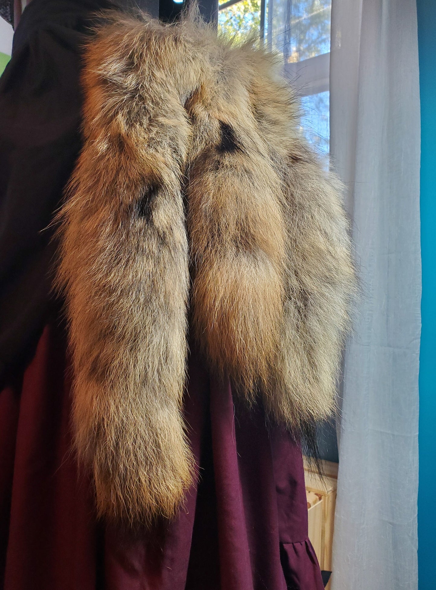 Genuine Coyote Tail Keychain, Soft and Fluffy Real Fur Taxidermy Festival Tail for Costume, Cosplay, or Bag Hanger