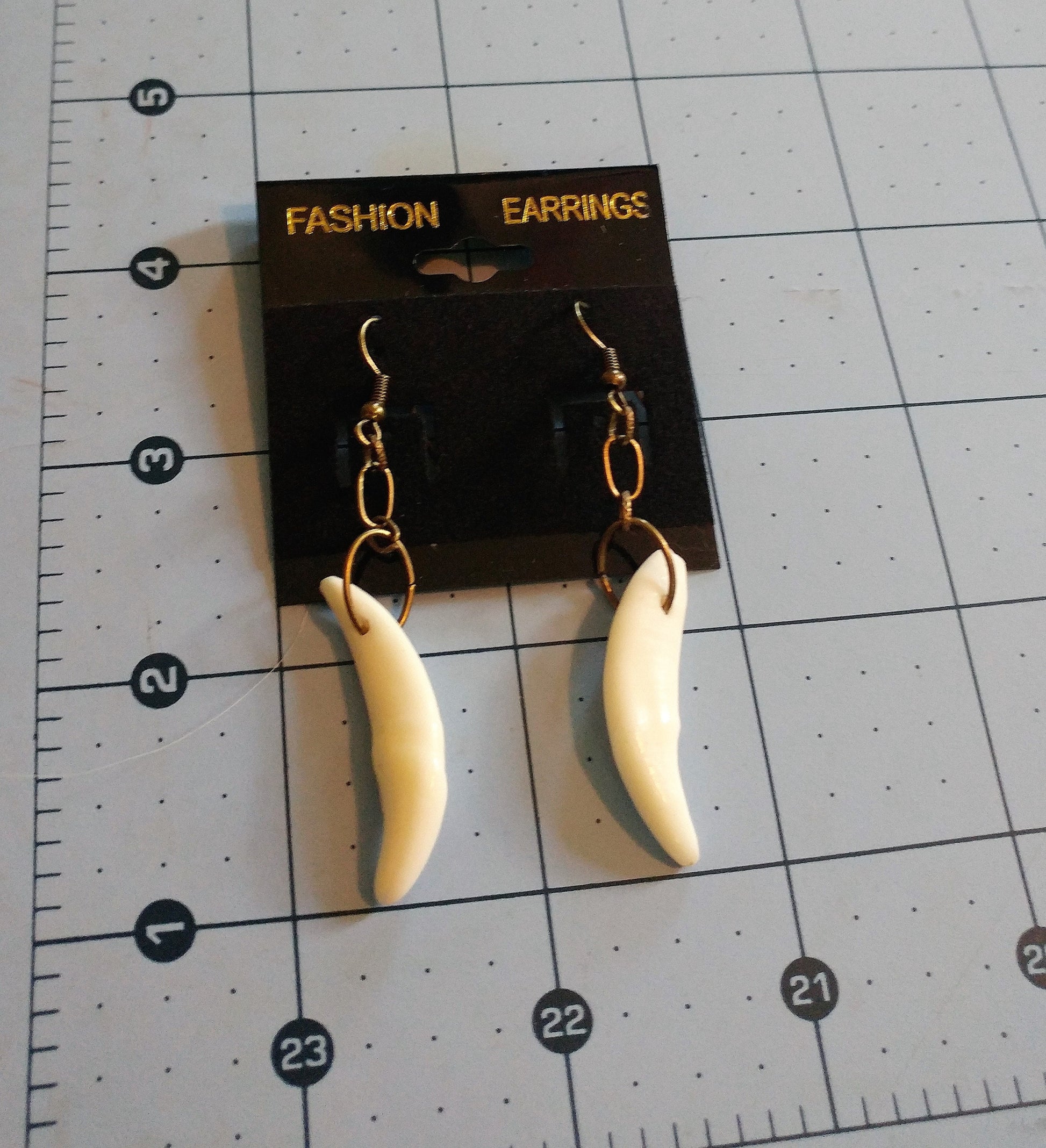 Real Canine Teeth Dangle Earrings, Real Animal Bone Drop Earrings for Barbarian Viking Hunter Costume Jewelry